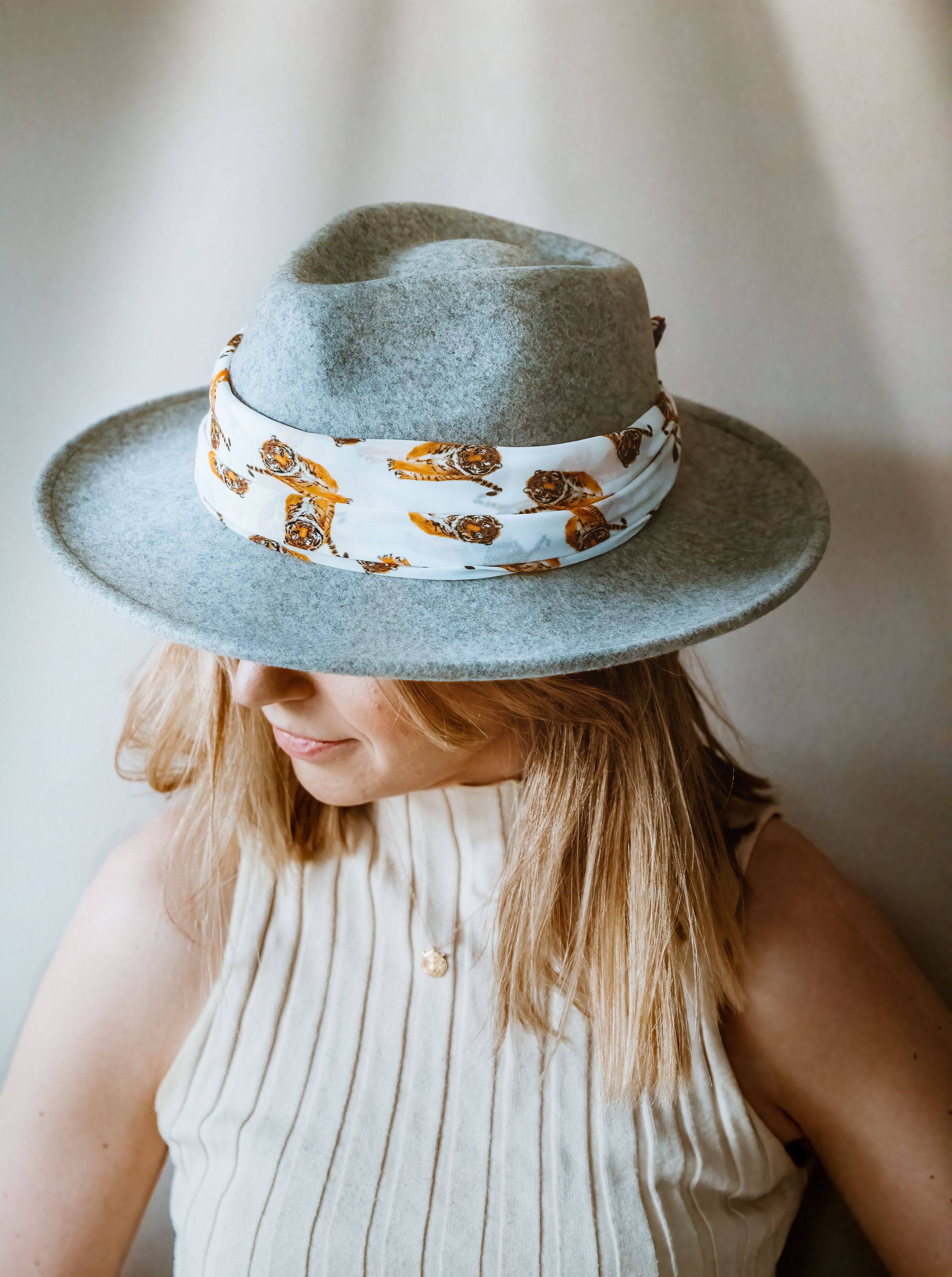 Eighteen Forty Two - Wholesale Scarf - Women's - Tiger Scarf3