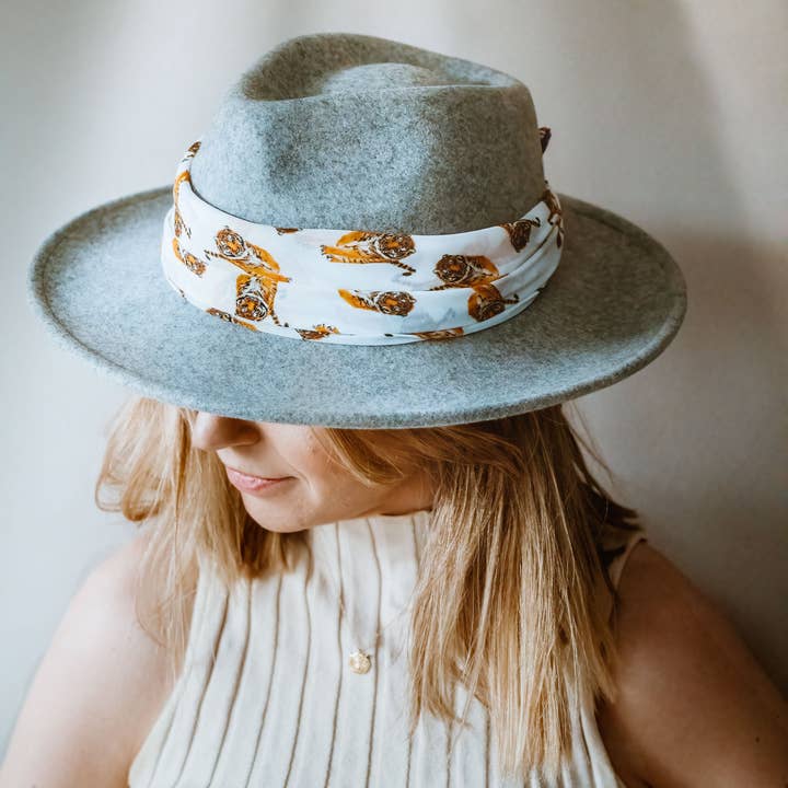 Eighteen Forty Two - Wholesale Scarf - Women's - Tiger Scarf3