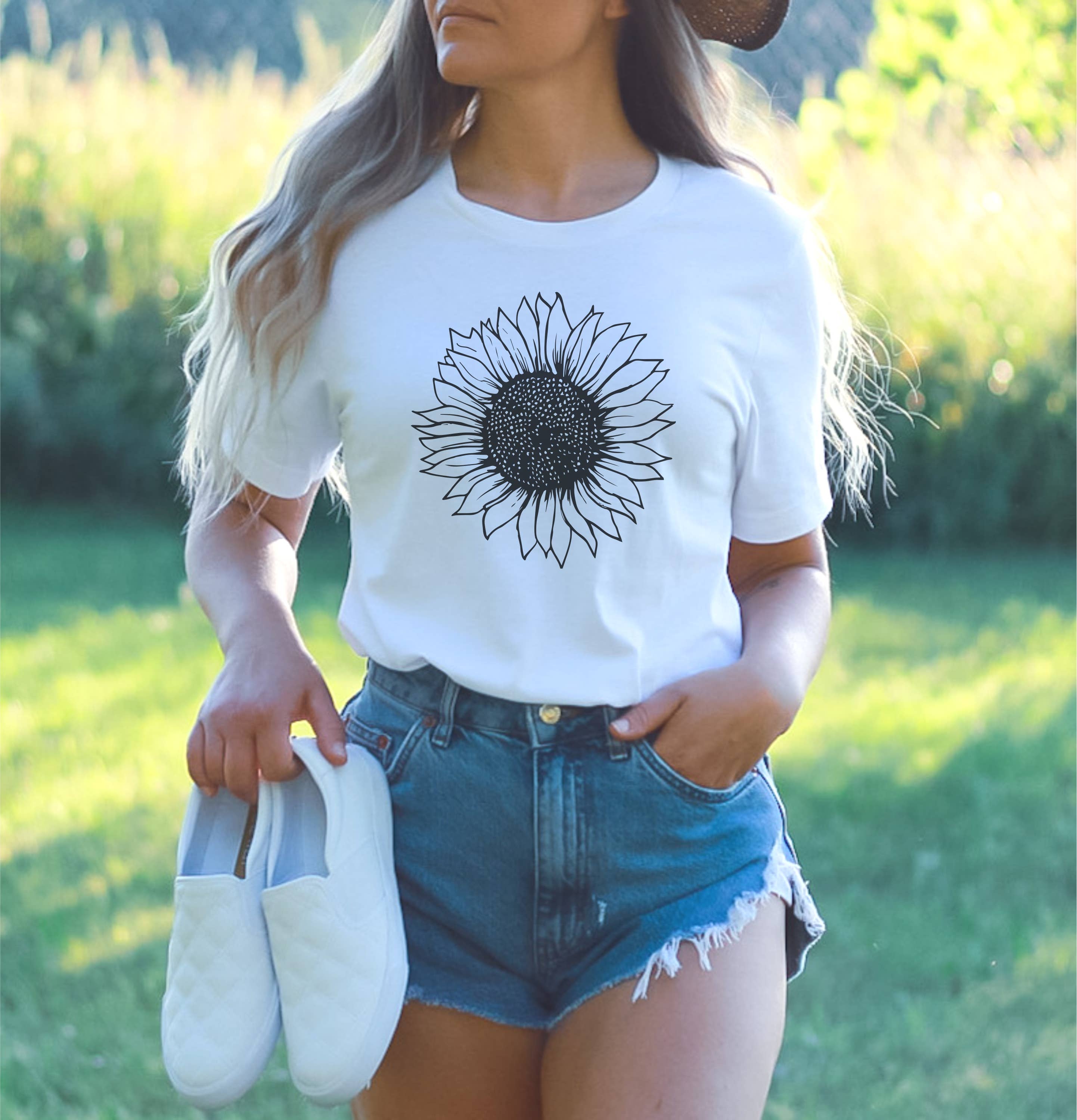 Humm & Willow - Vendita all'ingrosso Maglietta serigrafata - Donna - Camicia Girasole - Camicia floreale - Boutique Bestseller1