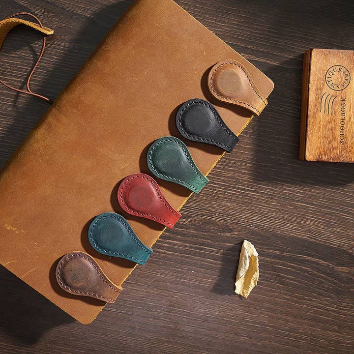American Leather Goods - Vendita all'ingrosso Segnalibro - Segnalibro magnetico in pelle, segnalibro in pelle fatto a mano