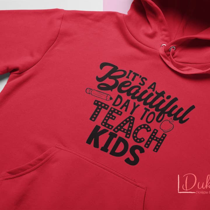 C'est une belle journée pour enseigner Sweat à capuche pour enfants pour la vente par Dukes Designs & Creations