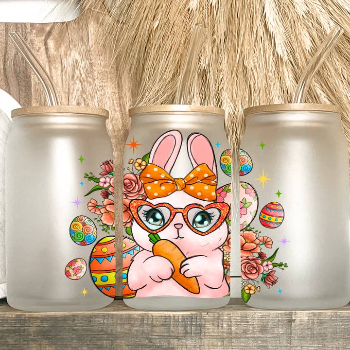 Gobelet en verre Libbey de 16 oz avec un joli lapin de Pâques rose pour la vente par Kate Haven Glass Tumblers for Every Occasion