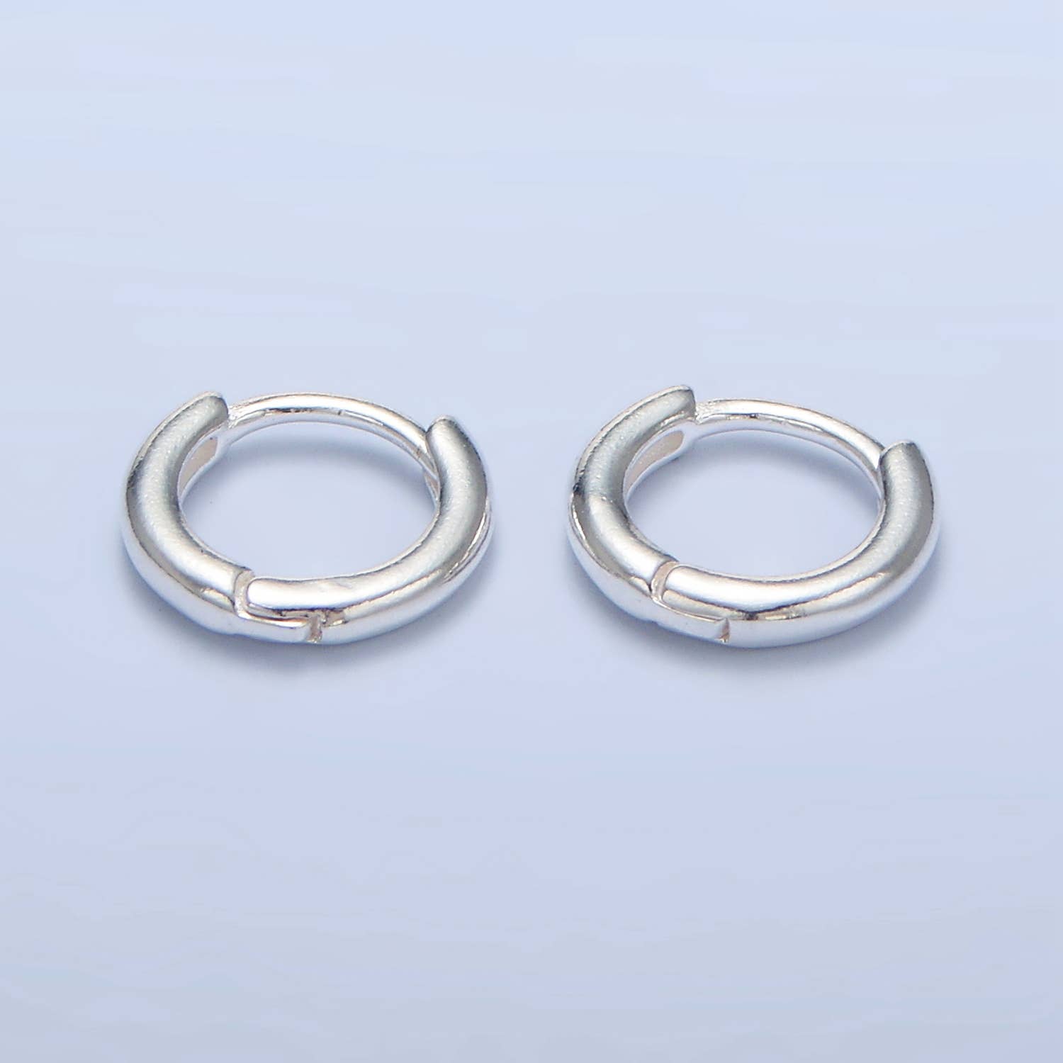 Aim Eternal - Wholesale Huggie Earrings - Sterling Silver Cartilage Huggie Hoop Earrings | SL-377