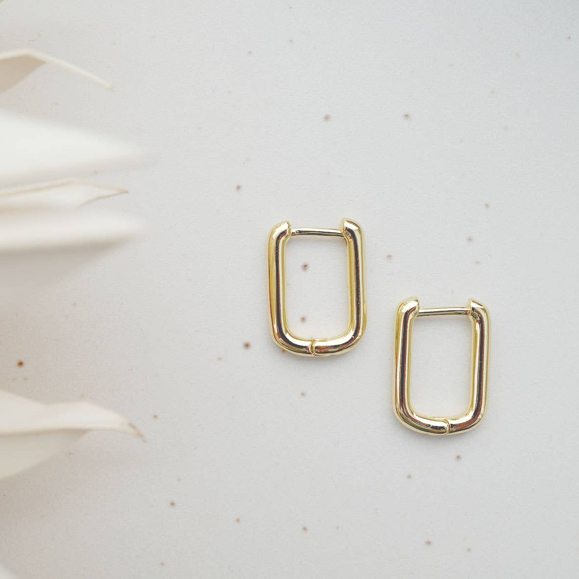 Fräulein Tapir - Wholesale Dangle Earrings - PIA Creoles2