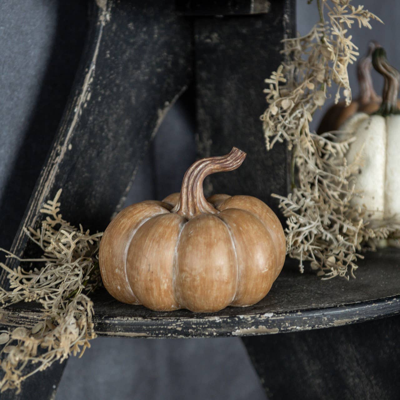 Ragon House - Wholesale Decorative Tabletop Object - 4.75" TAN RESIN PUMPKIN1