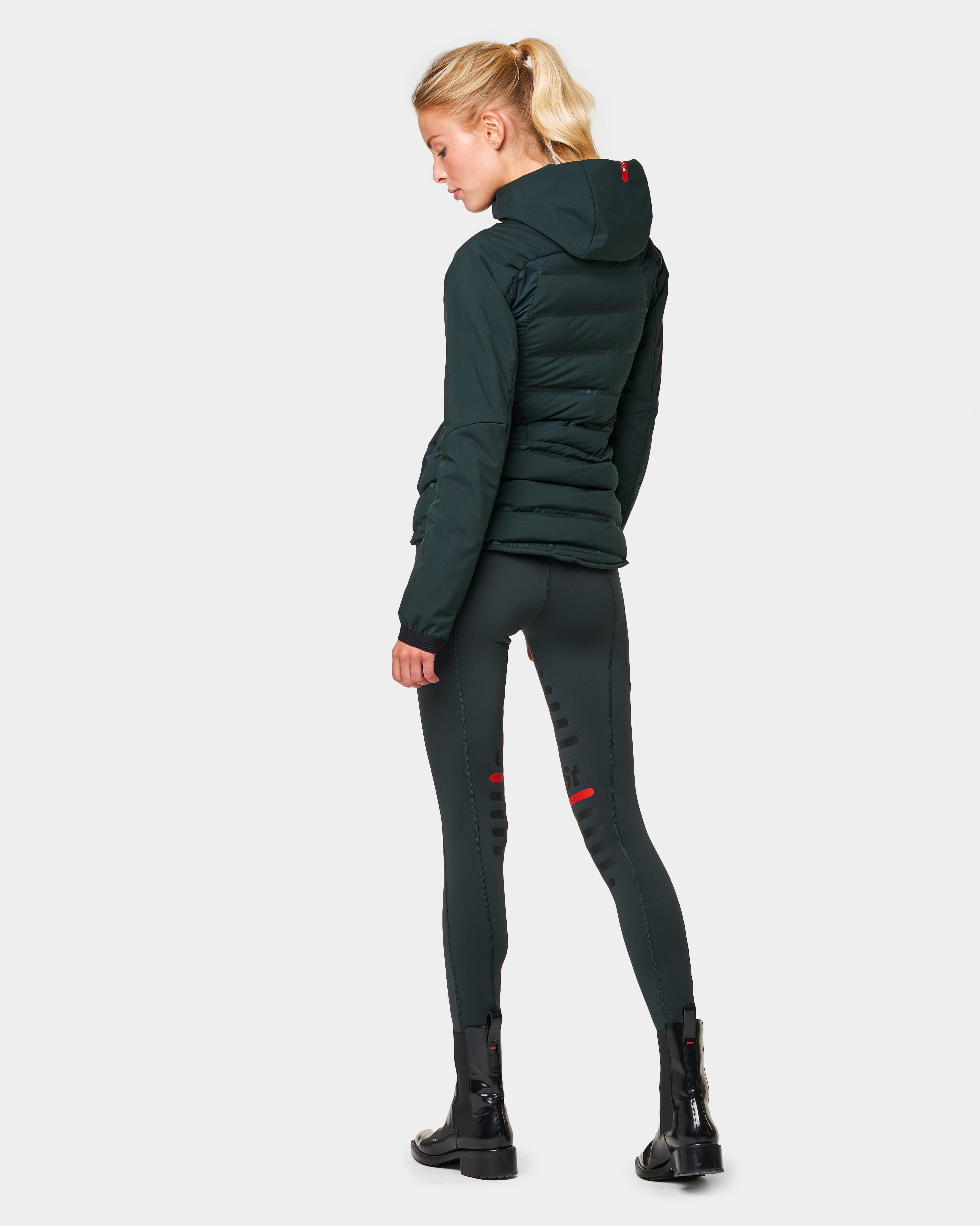 ea.St retail GmbH - Wholesale Athletic Jacket - Women's - eaSt Jacket Performance Insulation8