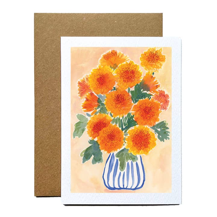 Carte de vœux florale Fleurs de chrysanthème dans un vase rayé pour la vente par Jenny Vellacott