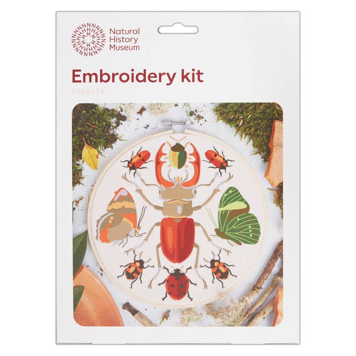 West Design Products - Wholesale Borduurbenodigdheden - Natuurhistorisch Museum Borduurraam Kit, Insecten 8"