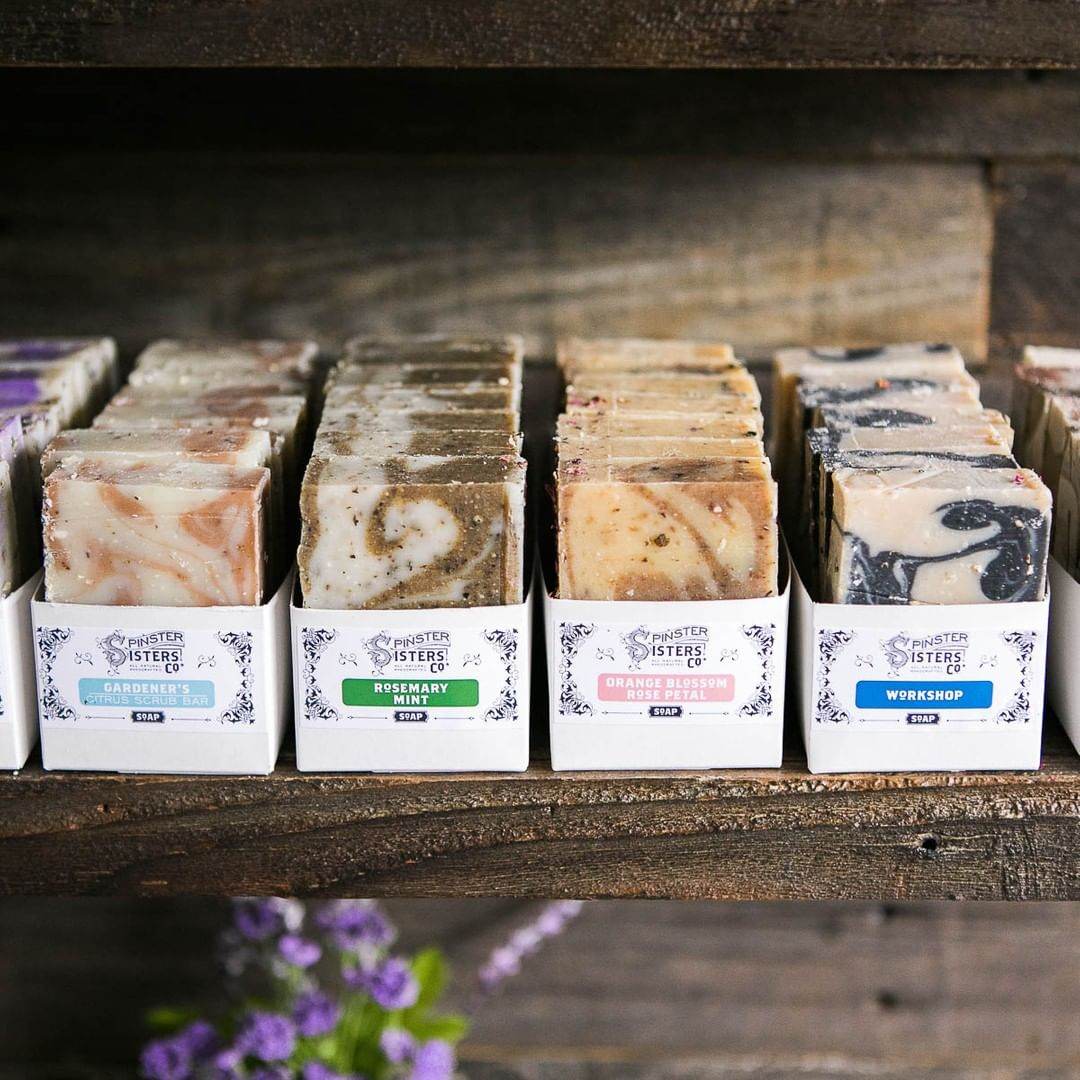 Spinster Sisters Co. / Old Salt Grooming Supply - Vendita all'ingrosso Saponette - Sapone in Barretta Naked: Idratazione Naturale al Burro di Karité19