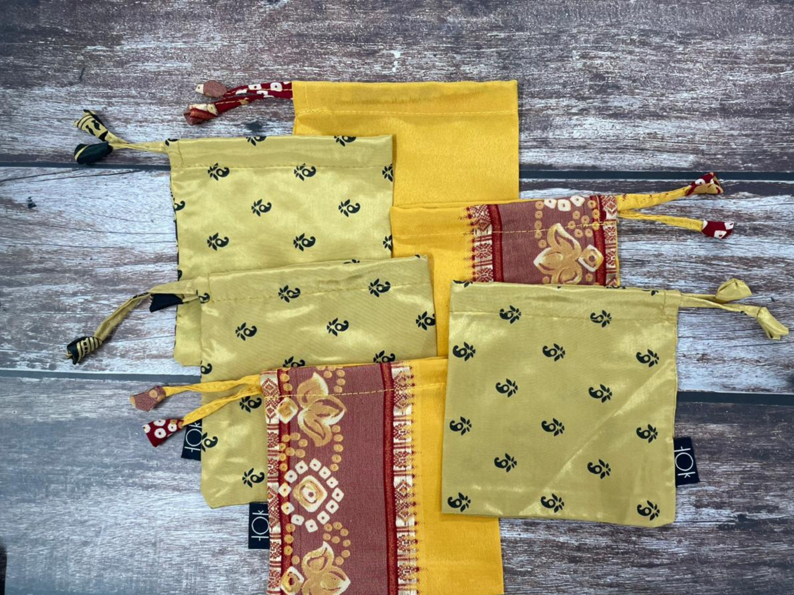House of Kraft Jewelry & Accessories - Wholesale Gift Bag Set/Pack - Gift Pouches | Upcycled Silk Pouch | Pack Silk Gift Pouch29