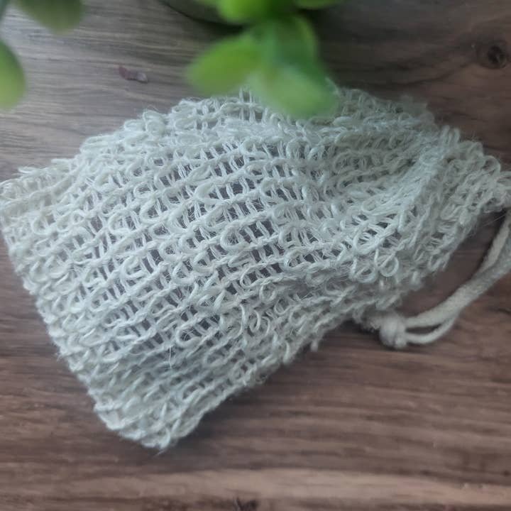 Mesh Exfoliating Soap Saver for wholesale by Jaz Body Essentials