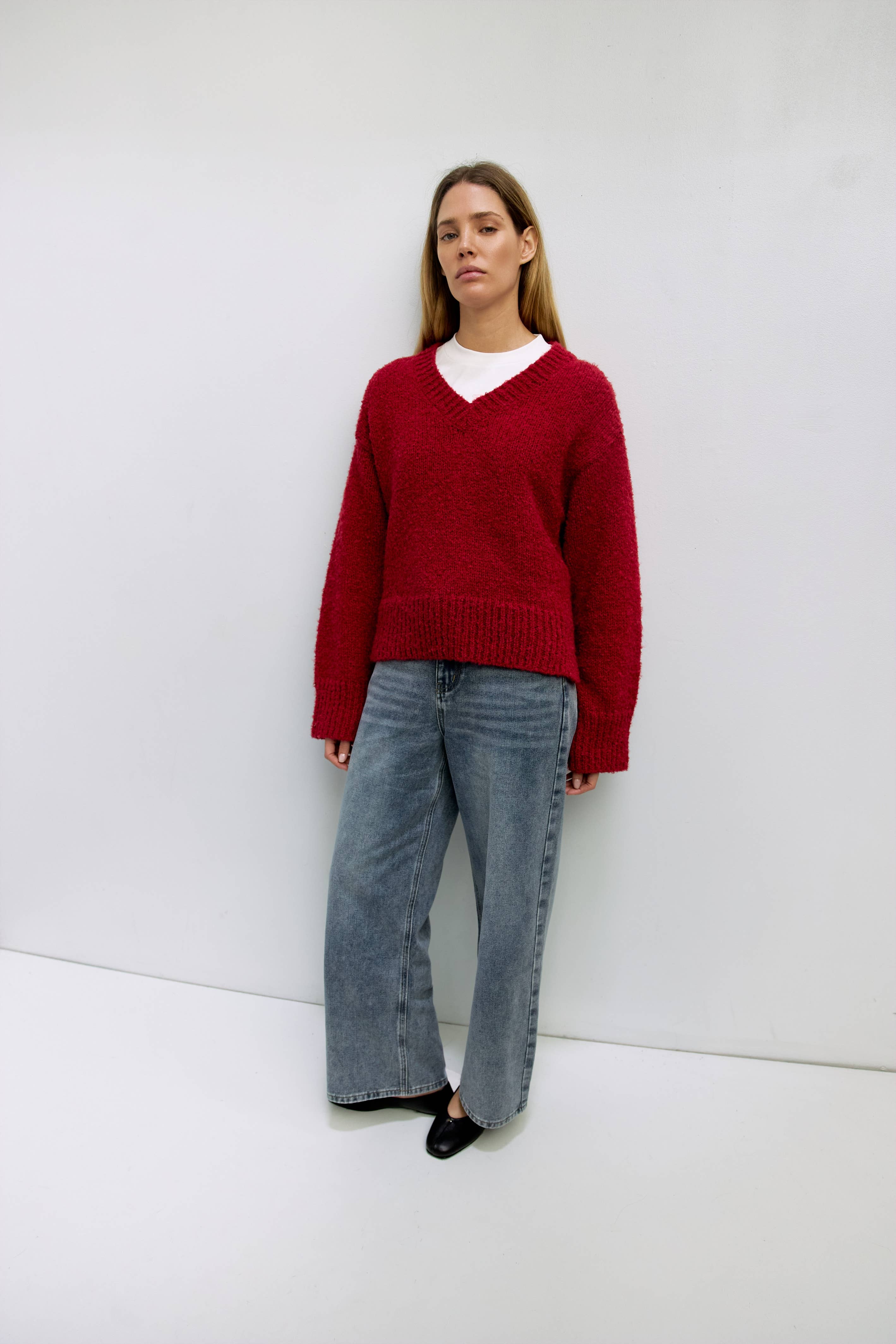 MOD REF - Wholesale Knit Sweater - Women's - The Glen Sweater | Oversized Boucle Knit V-Neck Sweater22