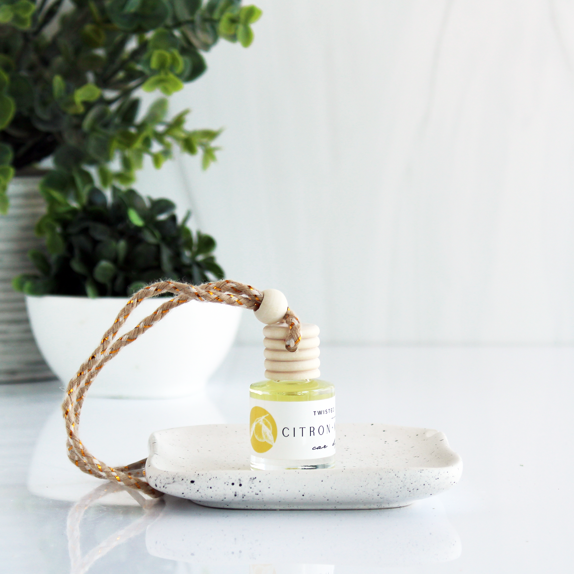 Twisted Tomboy | Bath+Body+Shower+Shave - Wholesale Reed Diffuser - NEW SCENTS! Car Diffusers 0