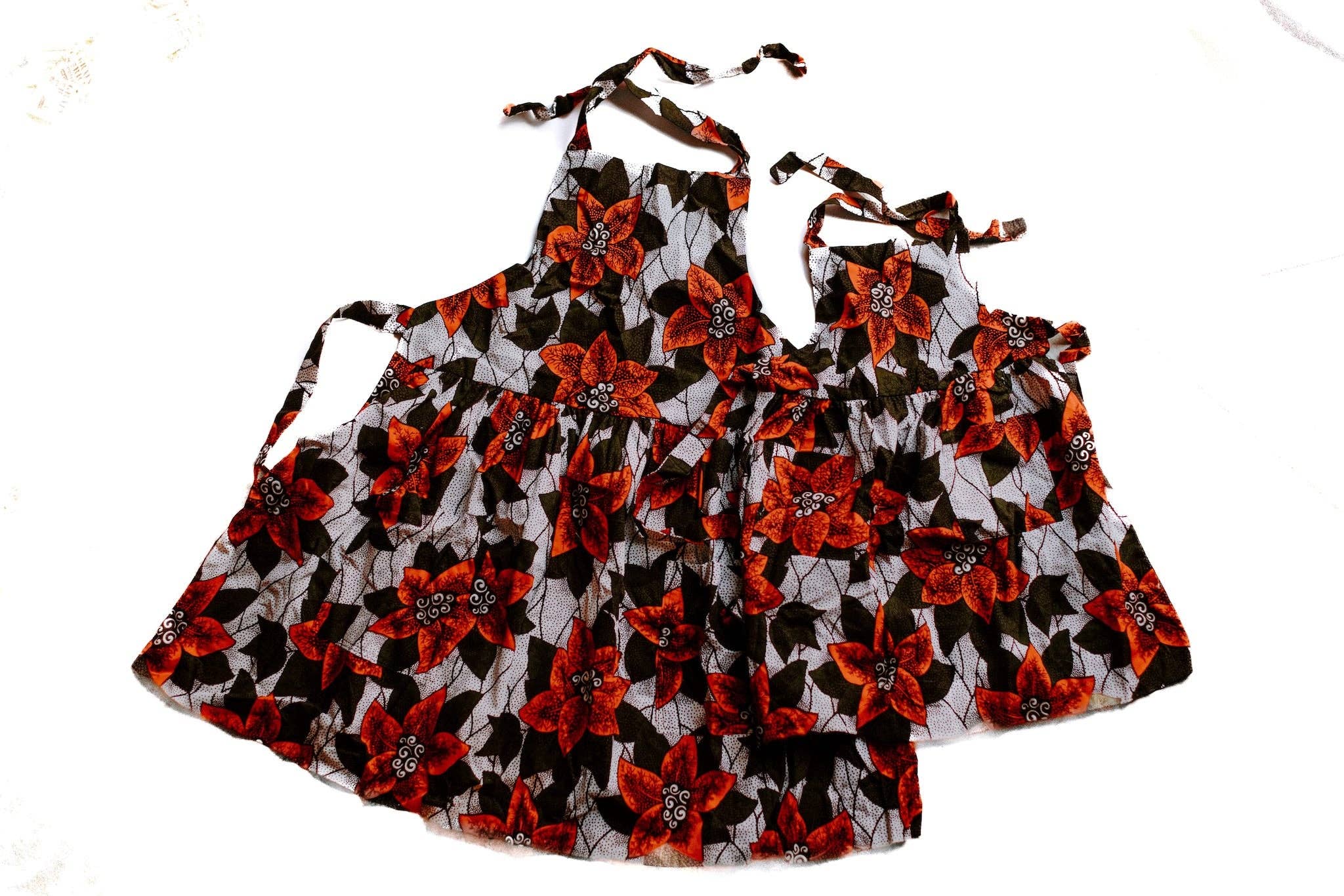 Grain of Rice Project - Wholesale Apron - Adult and Child Apron Set0