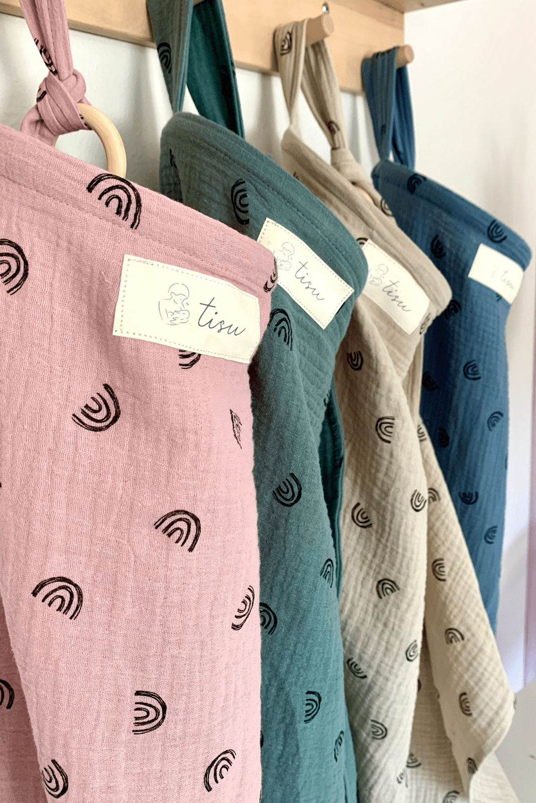 TISU – wholesale Nursing cover – Maternity – TISU nursing cover, Dusty Green Rainbow1