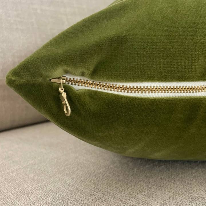 Shannan Bower Home - Wholesale Throw/Decorative Pillow - Nia Green Velvet | Designer Pillow1