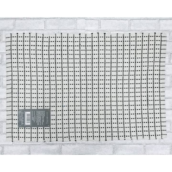 Tapis de base blanc gris Stitch pour la vente par JanMichaels Art & Home