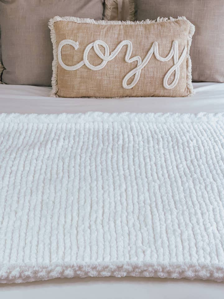 Snowflake White Cozy Throw for wholesale by Best Cozy Throws