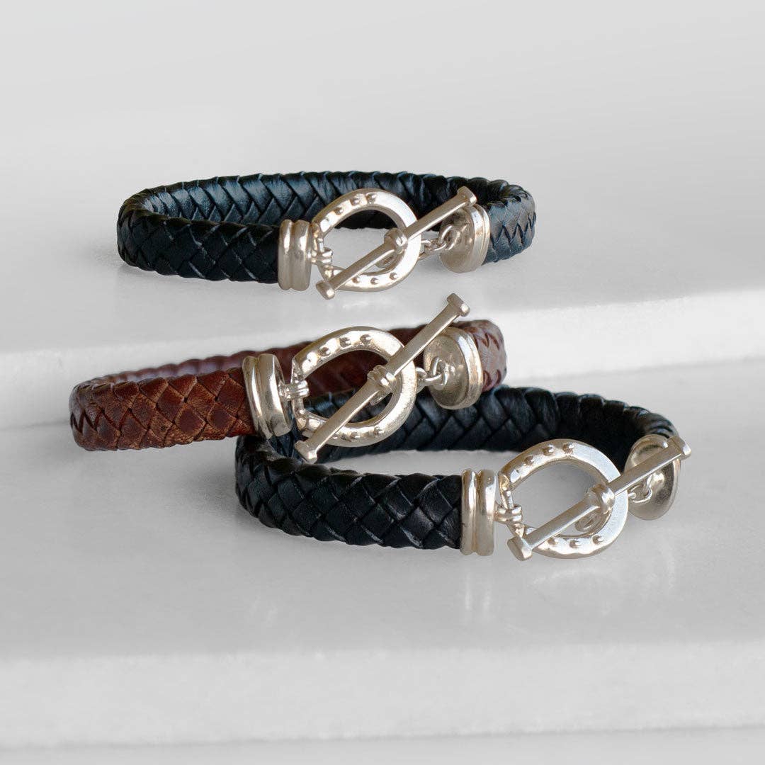 URBAN-EQUESTRIAN – Engroshandel Armbånd med vedhæng – Aristo - Armbånd i sterlingsølv med brun læder og hestesko1