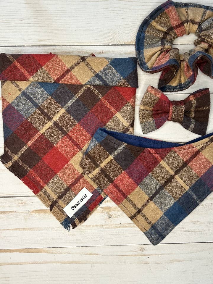 Plaid Americana flosset kæledyr bandana valgfri bowtie/scrunchie for engroshandel hos Pawtastic Bandanas