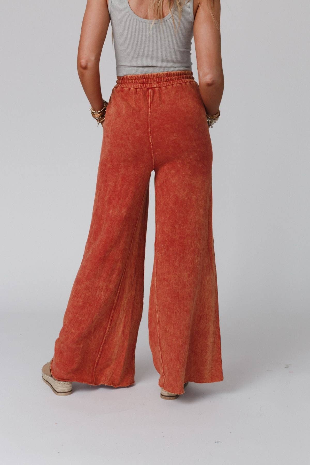 Three Bird Nest - Vente Pantalon – femme - Pantalon Relaxing Robin à Jambe Large - New Brick2