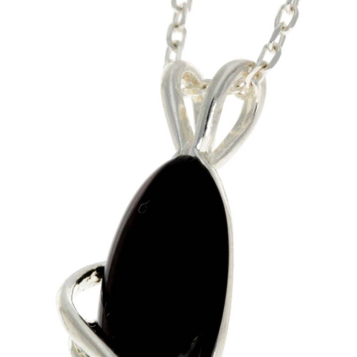 SilverAmber Jewellery - Wholesale Pendant/Charm Necklace - Little Oval Amber & 925 Sterling Silver Modern Pendant - GL27111