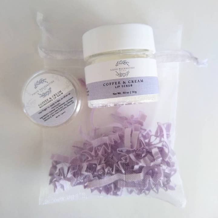 Naive Necessities – wholesale Lip balm set – Lip Balm & Lip Scrub Gift Set1