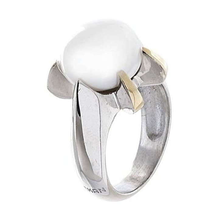 Ange Caravaggio pour la vente par PEKAN JEWELLERY