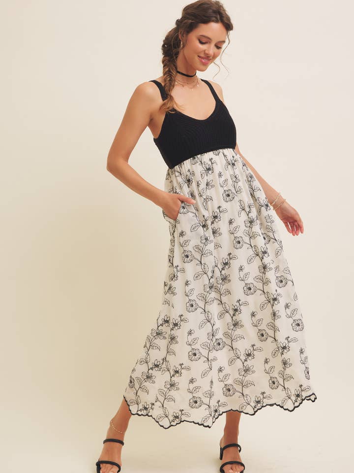 ROBE MIDI EN MAILLE AVEC JUPE EN GAZE BRODÉE pour la vente par in february