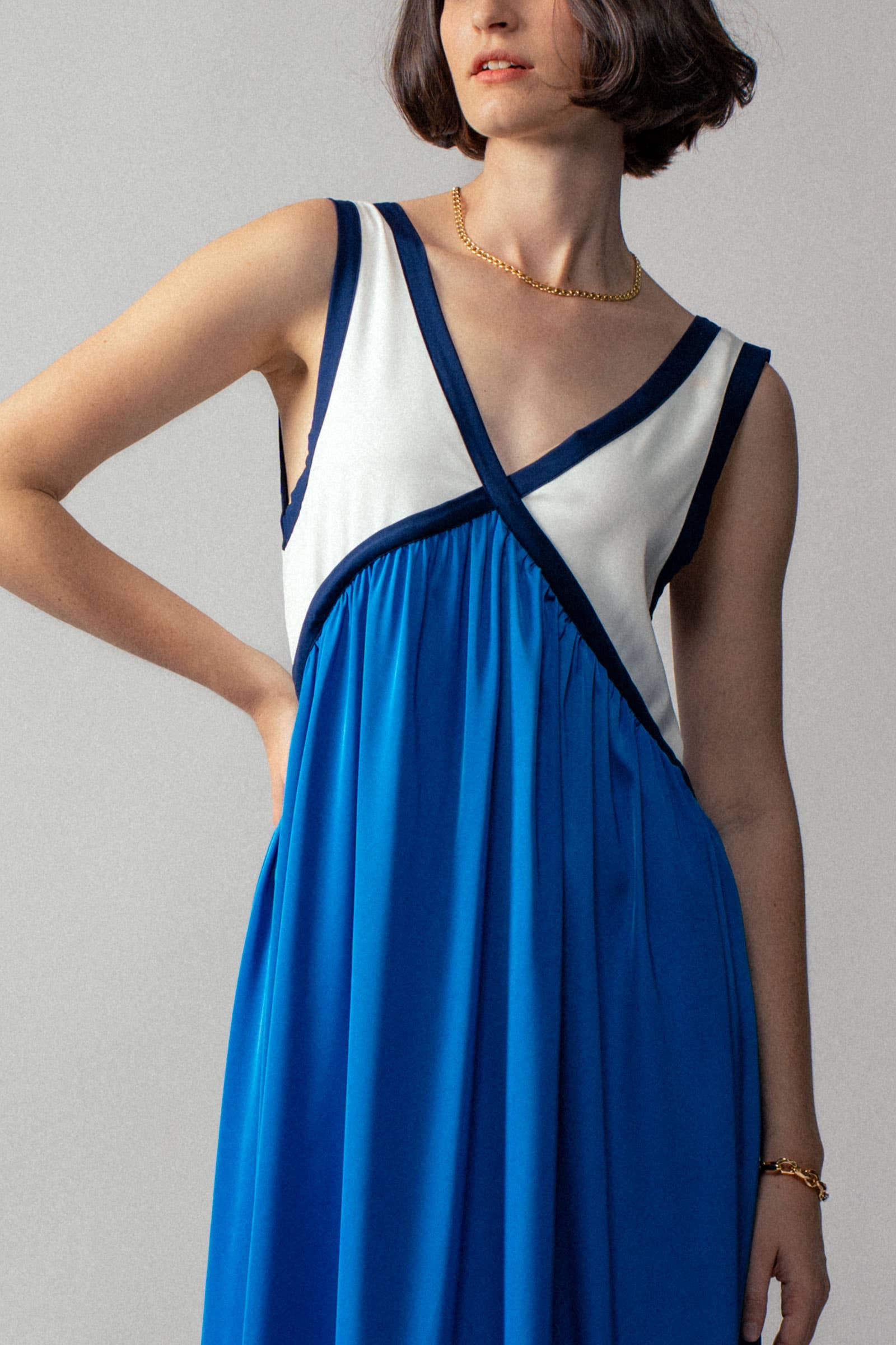 Urban Daizy - Wholesale Dress - Women's - Contrast Piping Empire Waist Dress4