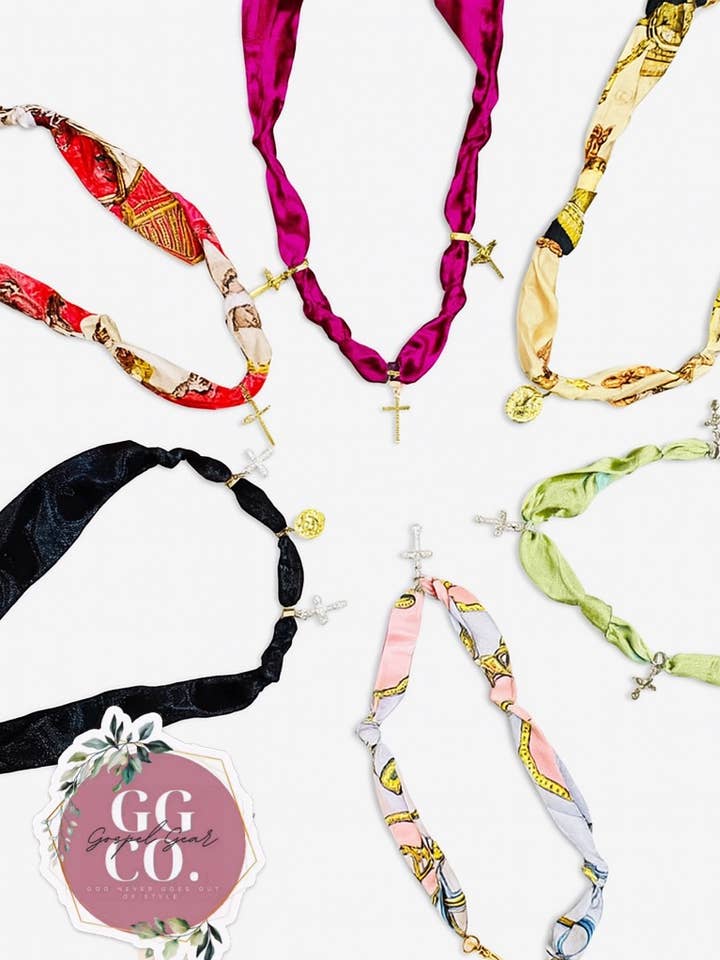 Trendiga halsdukar med korsberlock halsband för wholesale av Gospel Gear Co