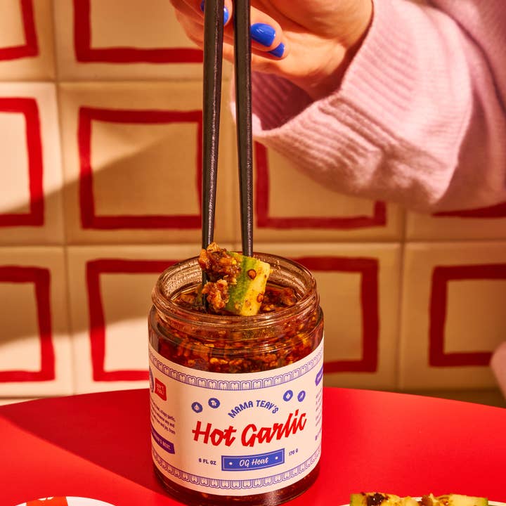 Mama Teav's - Wholesale Chili Paste - Hot Garlic Chili Crisp - ORIGINAL (OG) - All Natural