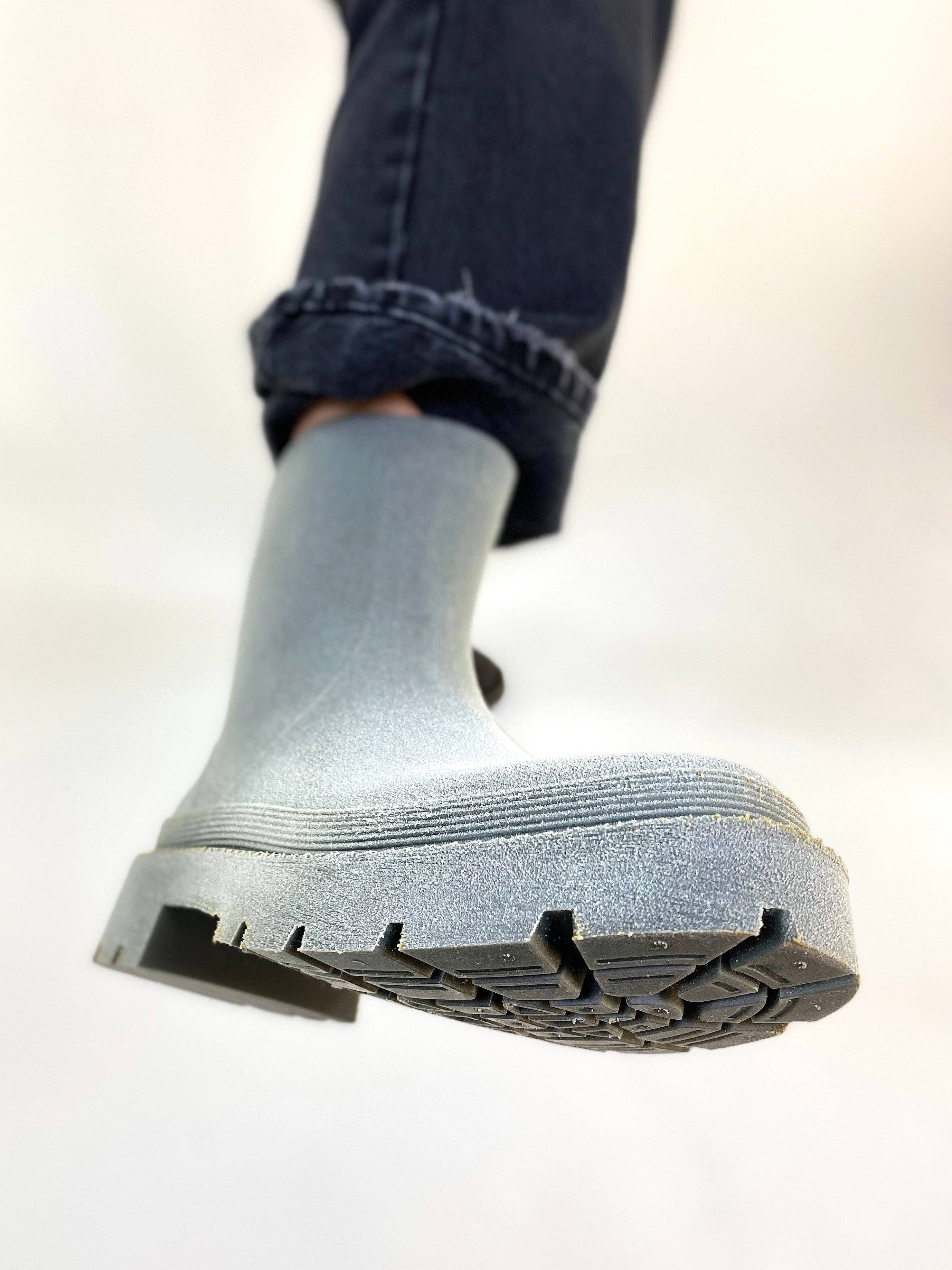 nat-2™ Bio Boot grey green vegan | 100% waterproof biodegradable rainboots for wholesale on Faire1