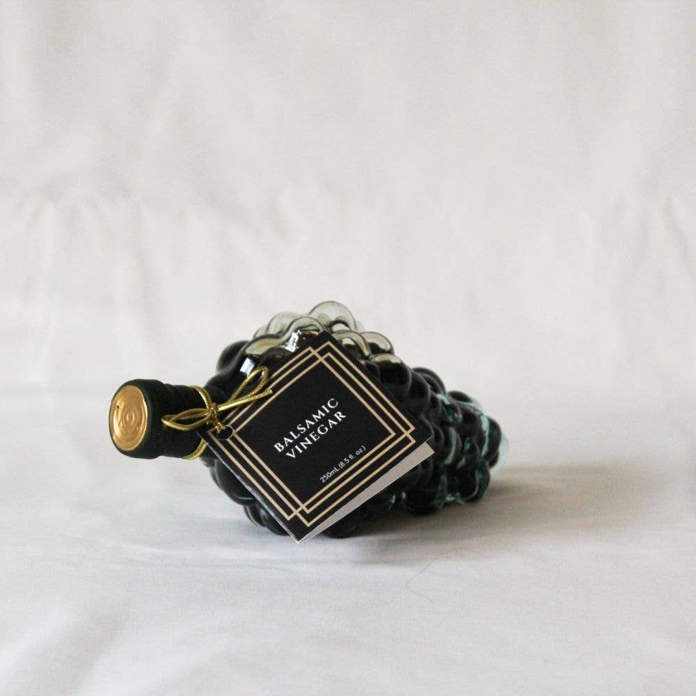 Melina's Gourmet – Großhandel Essig – Italienischer Balsamico-Essig aus Modena Traubenbündel 250ml1