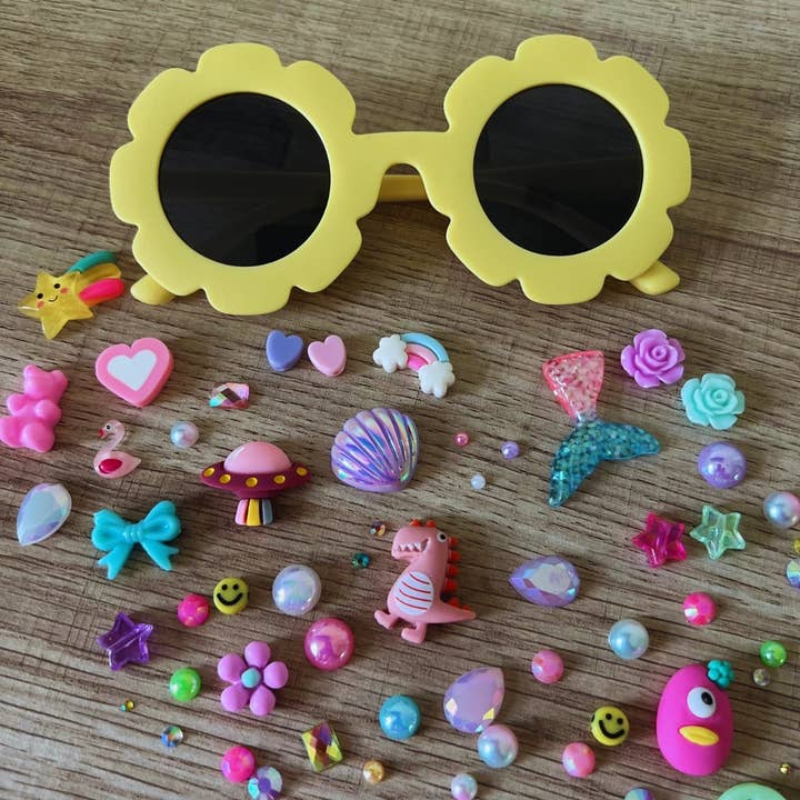 Wake and Make - Wholesale DIY craft kit - DIY Whimsy Sunnies Kit5
