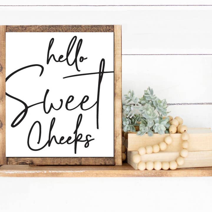 Guión de Hello Sweet Cheeks para venta al por mayor de Lettered & Lined