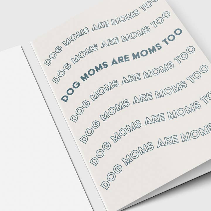 Moederdagkaart | Hondenmoeders zijn ook moeders - Voor ouders van huisdieren - Voor vriend - Voor mama - Opgevouwen - Grappig - Beste hondenmoeder - Bontbaby - Cadeau-idee voor wholesale door MAIN STREET GREETINGS LLC