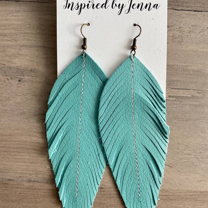 Inspired by Jenna - Vendita all'ingrosso Orecchini pendenti - Orecchini piuma in pelle blu Tiffany (4 misure)