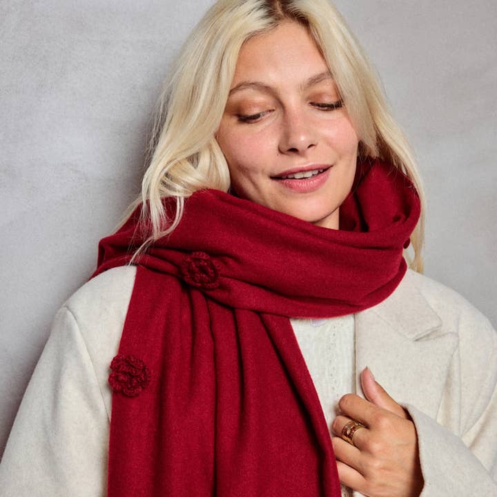 BYREN | ÉLINE L'ATELIER - Wholesale Scarf - Women's - Wool scarf with embroidered flowers FL216DF3