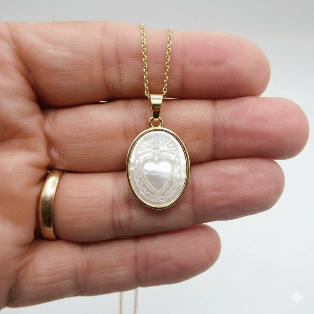 Guadalupe Gifts - Vendita all'ingrosso Collana con ciondolo/pendaglio - Collana Cuore Sacro in Madreperla da 46 cm2