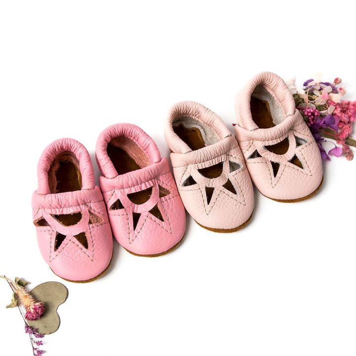 Chaussures Rose Blush SUNRISE Bébé et Tout-petit pour la vente par Starry Knight Design
