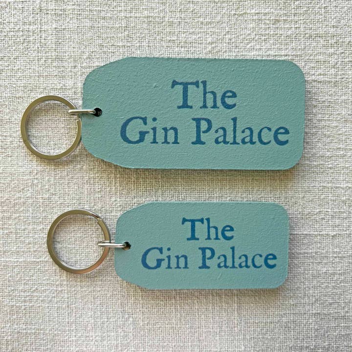 THE WOODEN POSTCARD COMPANY – wholesale Keychain – Unisex – The Gin Palace - Wooden Key Tag