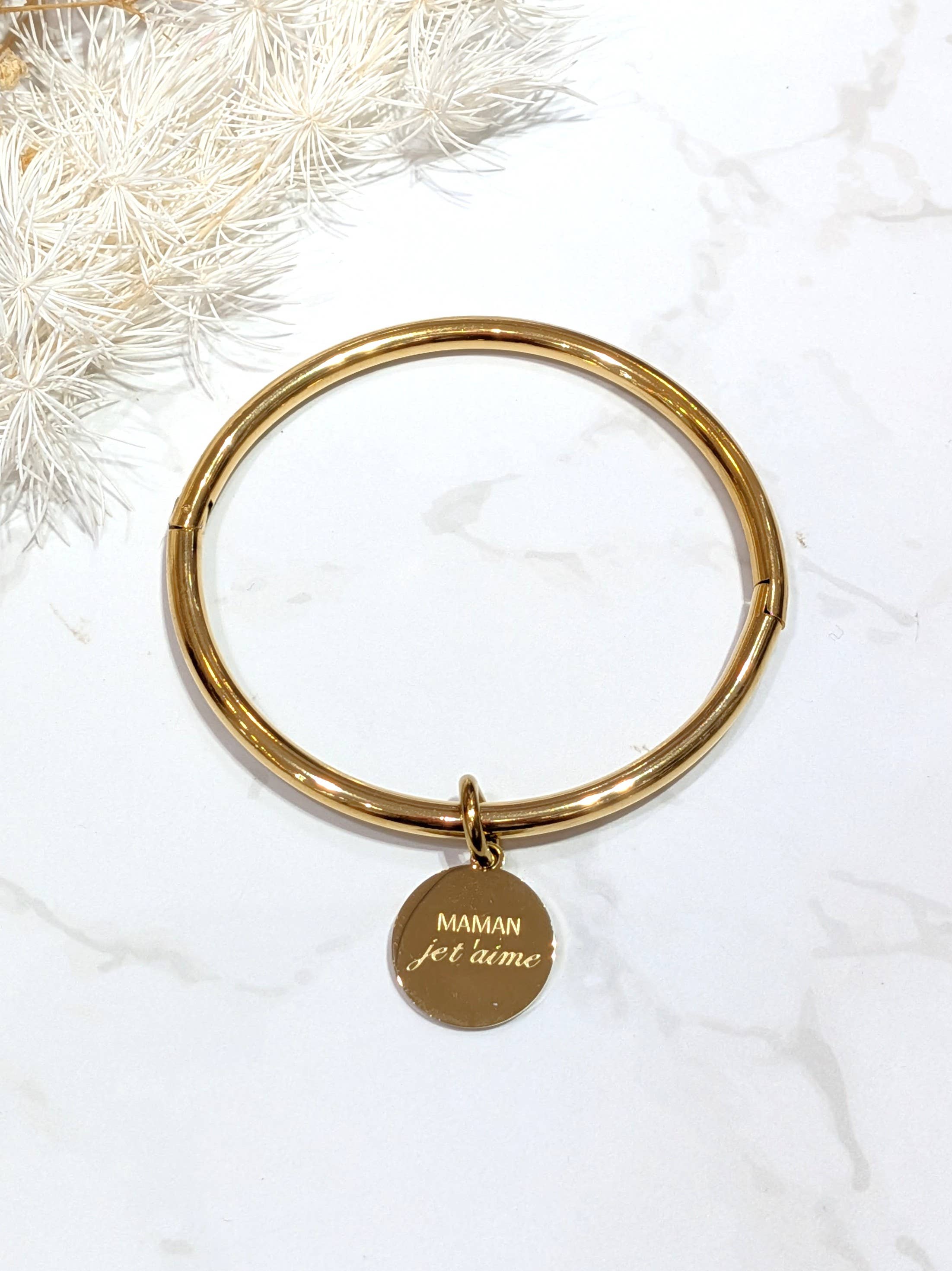 LOLO & YAYA - Venta al por mayor Brazalete - Brazalete rígido con dije mensaje *MAMÁ te quiero*1