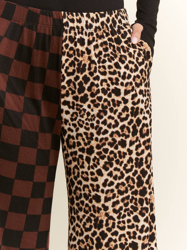 MOCHA SPLIT DECISION LEOPARD-CHECKERED PANTS for wholesale on Faire4