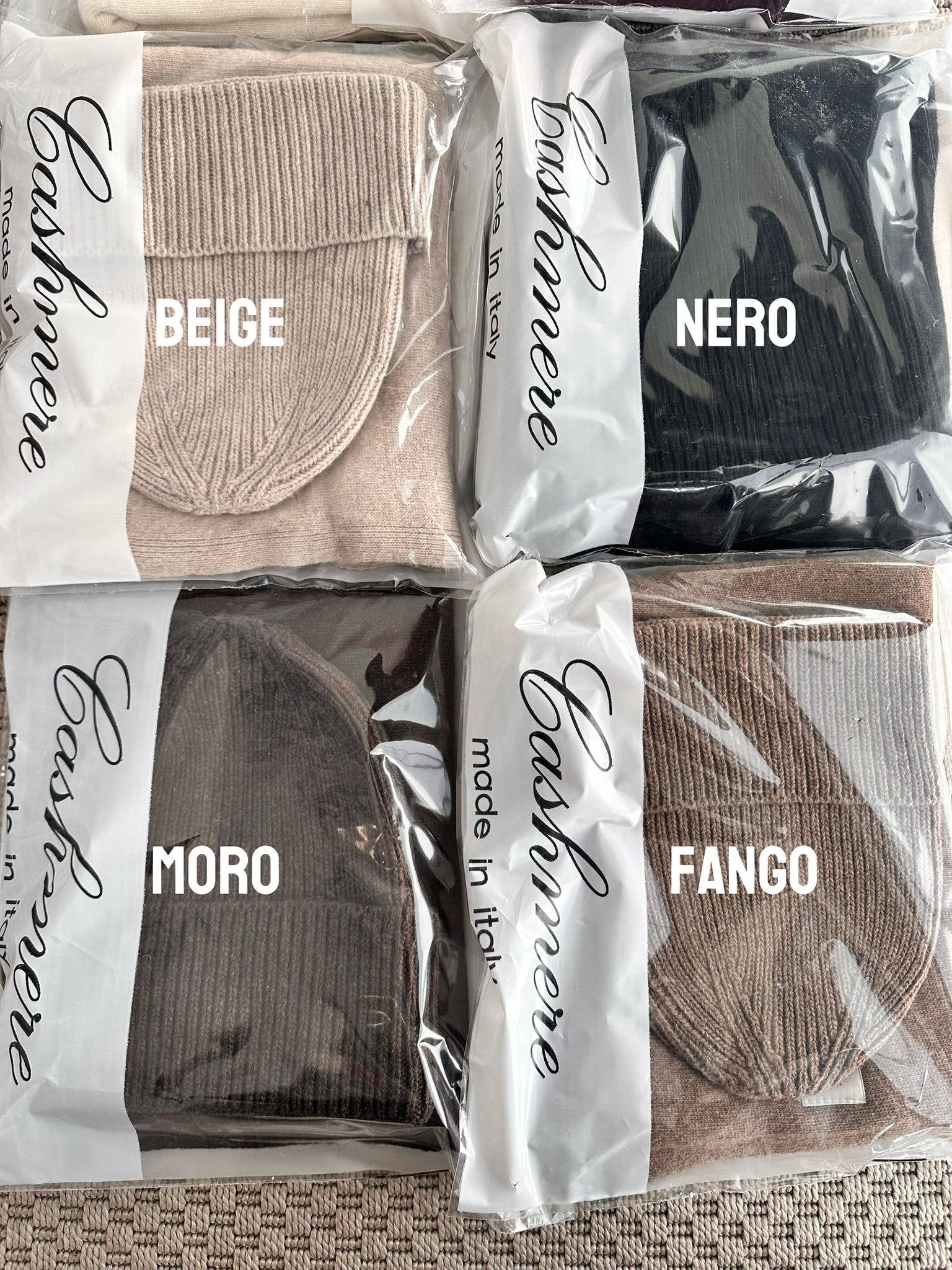 ADORA – wholesale Beanie – Women's – CASHMERE BLEND HAT & SCARF SET MADE IN ITALY2