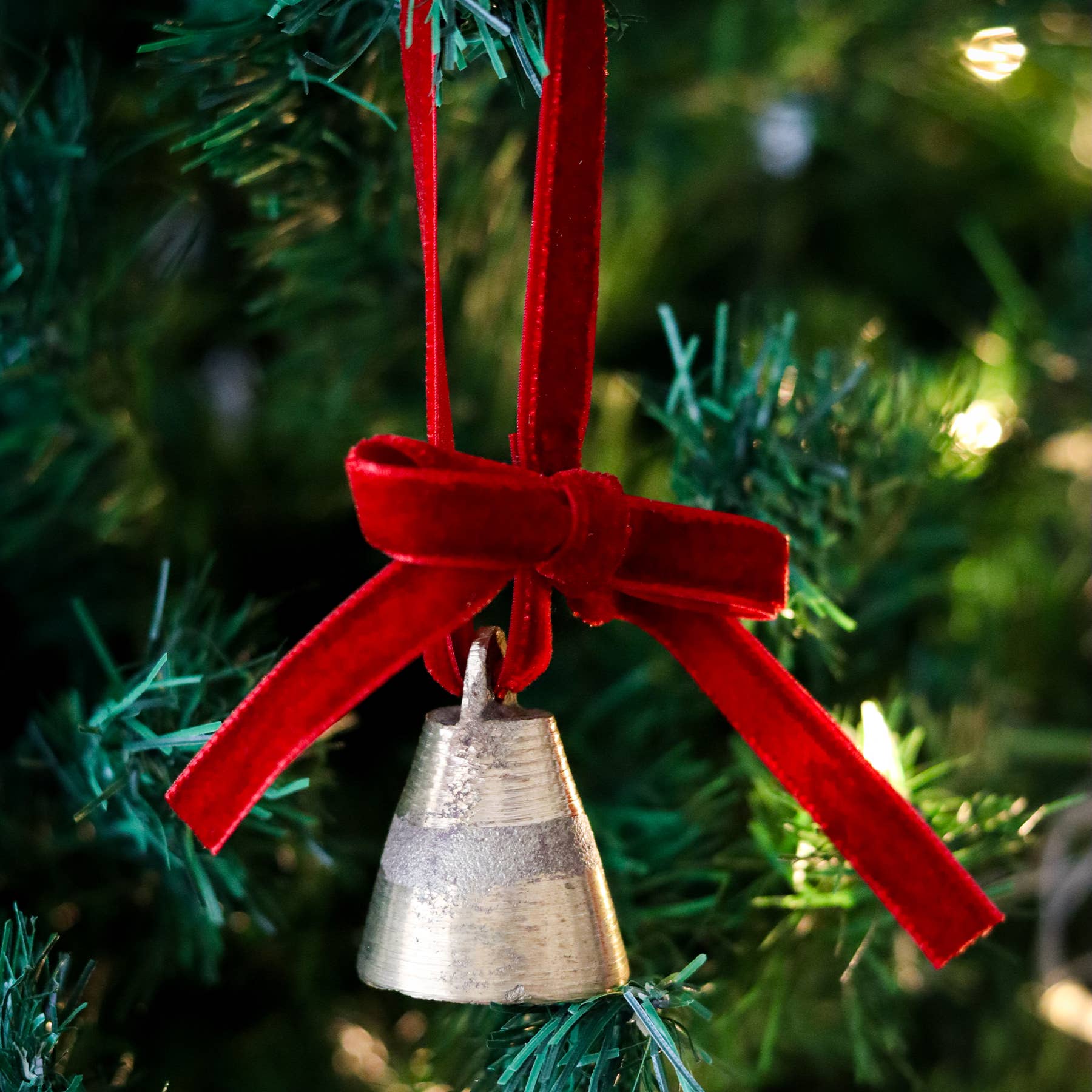 Beige & Stone USA - Wholesale Ornament - Christmas Tree Ornament Bell with Ribbon 3 pieces8