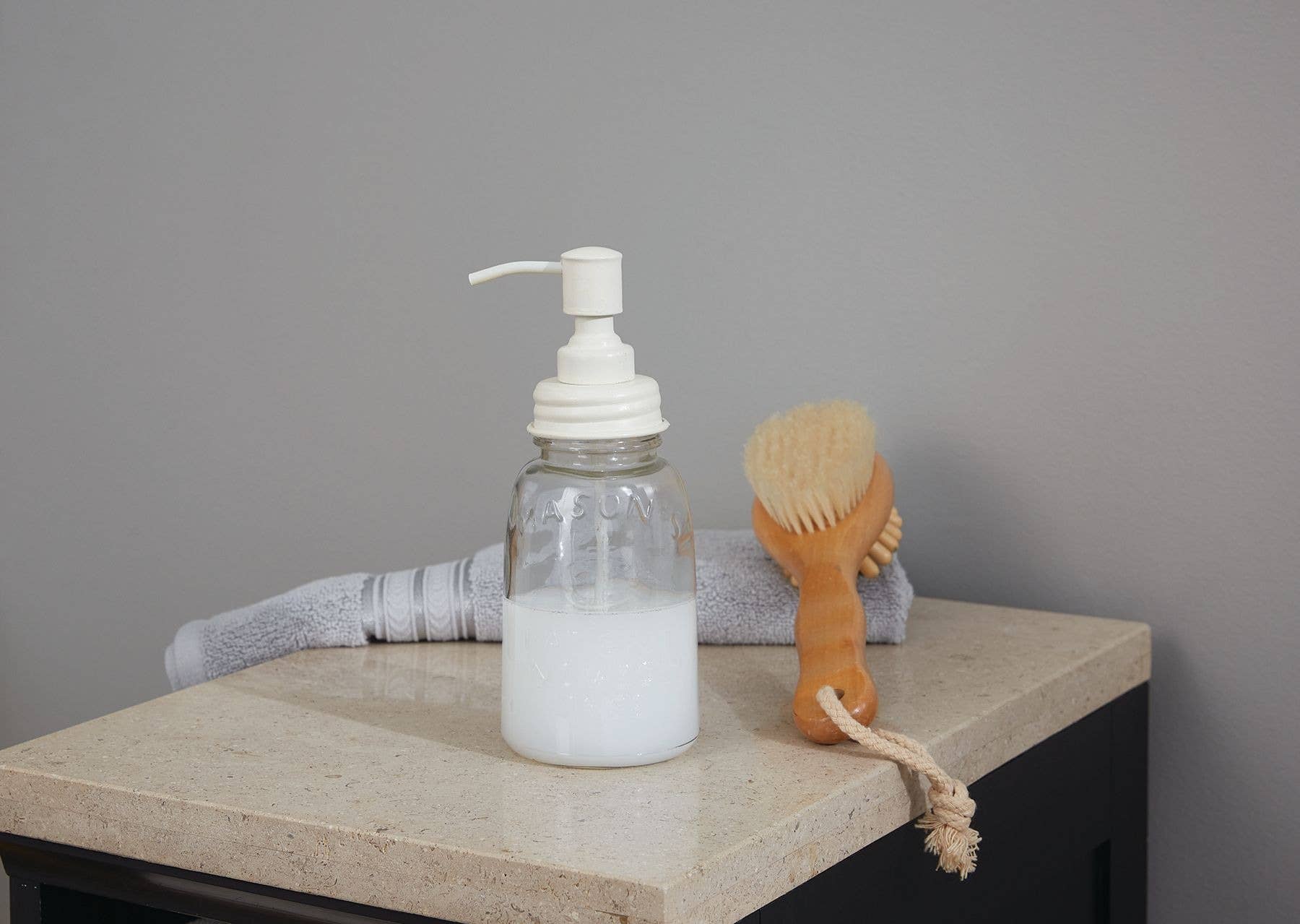 Park Designs - Wholesale Soap Dispenser - Mason Jar Dispenser White1