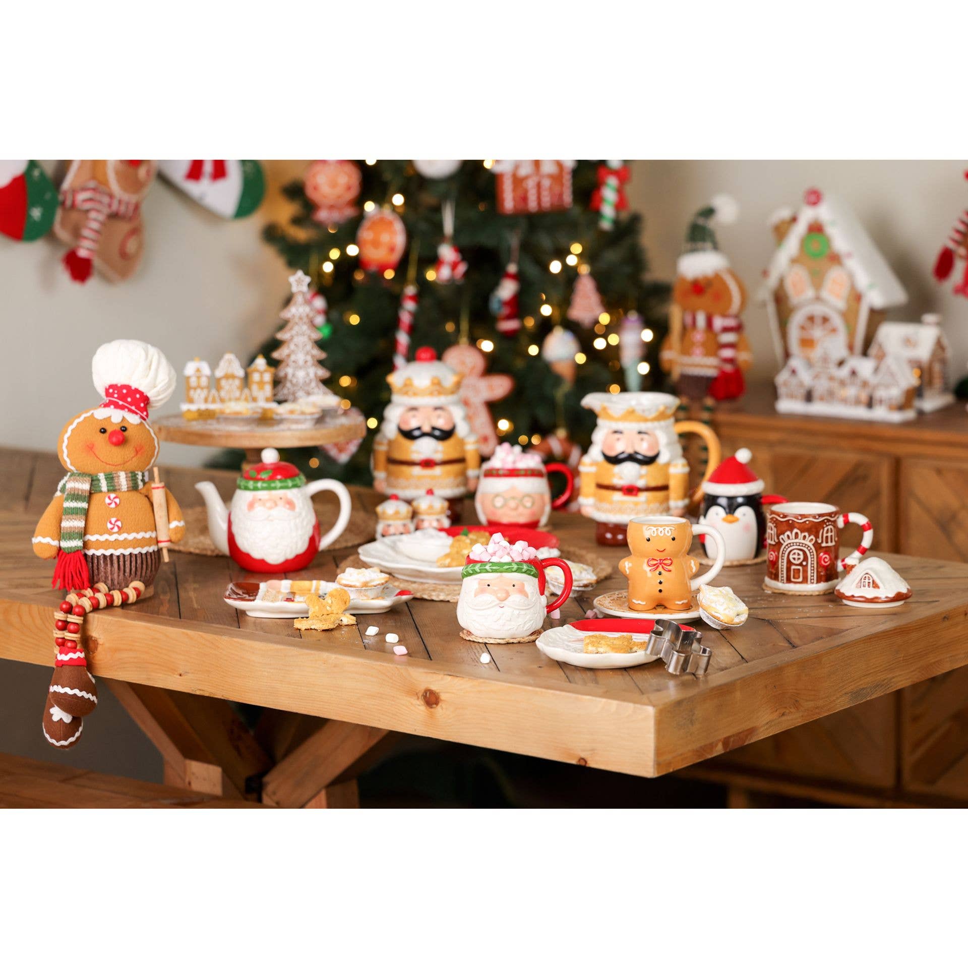 WIDDOP and Co. - Wholesale Drinking Glass/Cup - Santa & Friends Ceramic Gingerbread Nutcracker Mug2