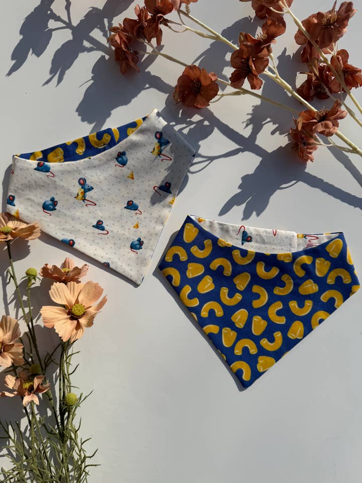 Bandana de macarrão com queijo por atacado de The Pet Scout Shop