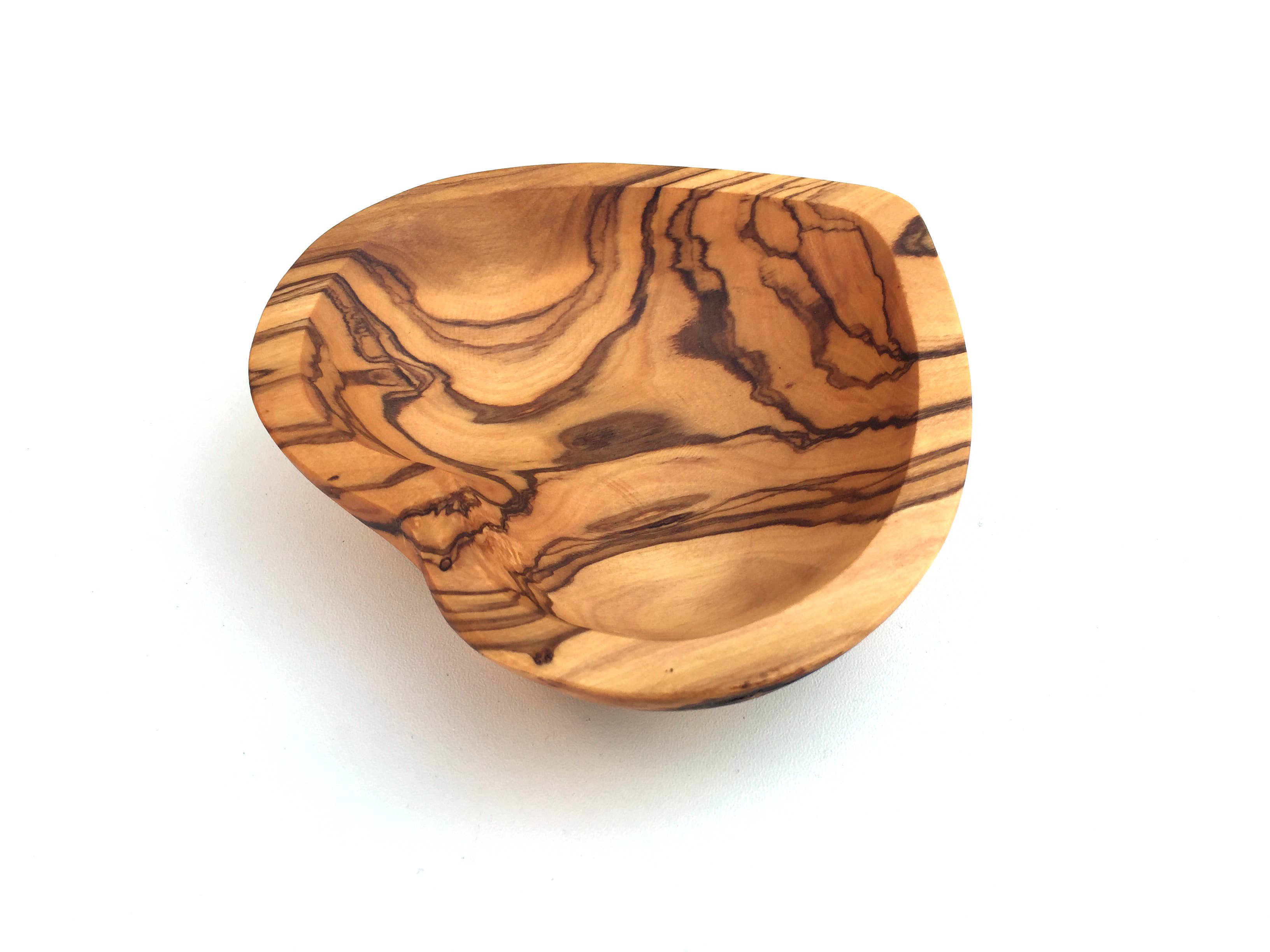 medina mood – Engroshandel Pyntetallerken/skål – Hjerteformet skål i oliventræ4